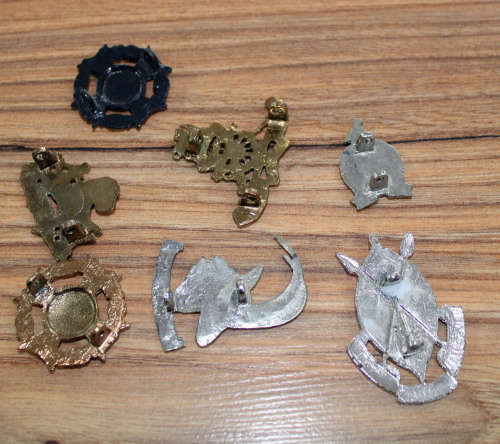 7x Rhodesian Cast copy badges