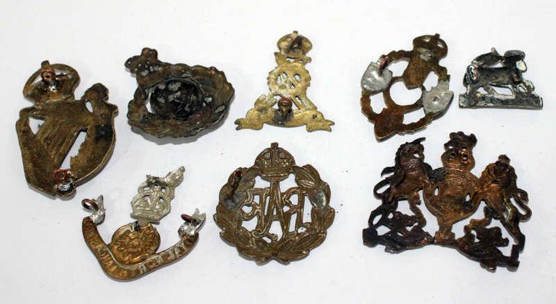 British badge lot (pins missing)