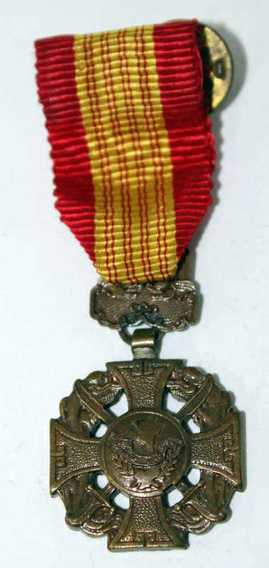 Miniature South Vietnam Gallantry Cross
