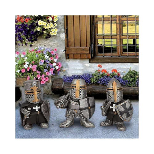 Garden Knight Ornament - W138