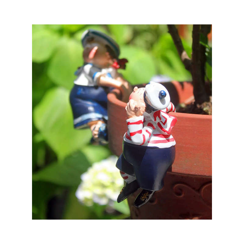 Pair of happy sailors garden hanging ornaments