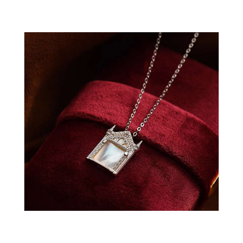 Mirror of Erised Pendant Necklace