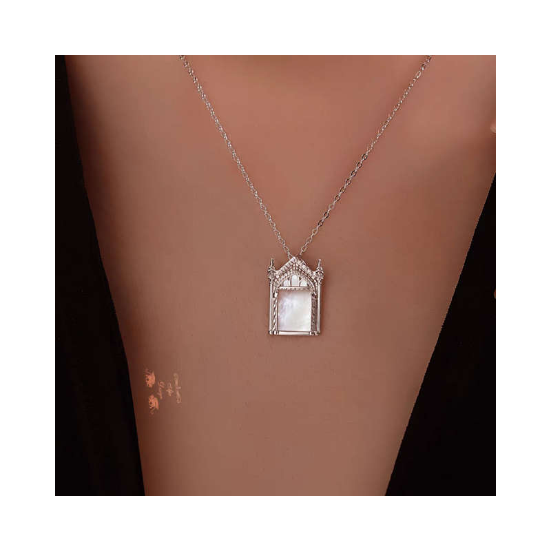 Mirror of Erised Pendant Necklace