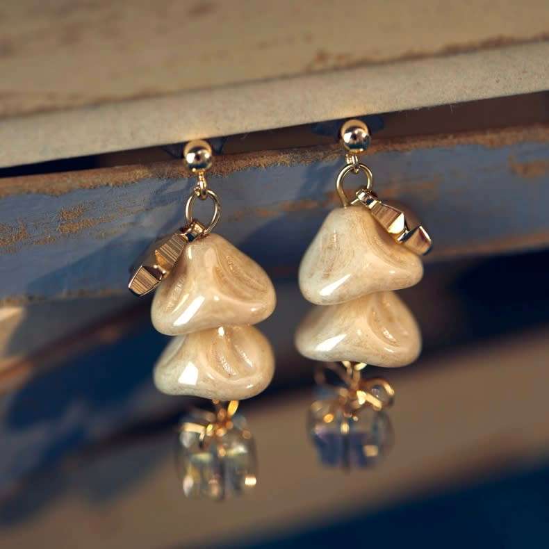 Christmas Carol Series White Christmas Earrings