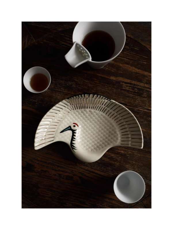 Cream Crane Shaped Plate