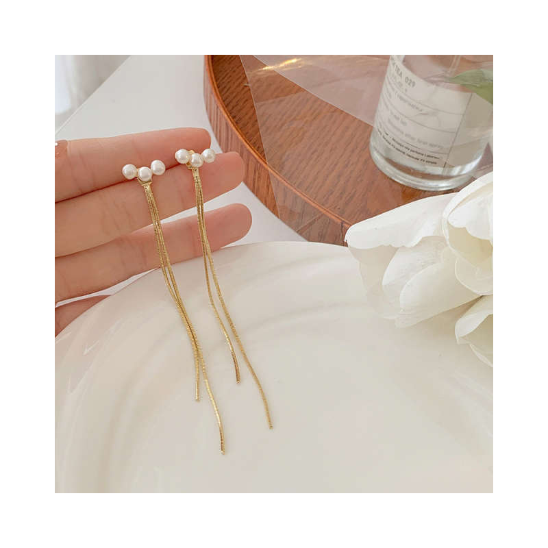 Pearl Tassel Earrings