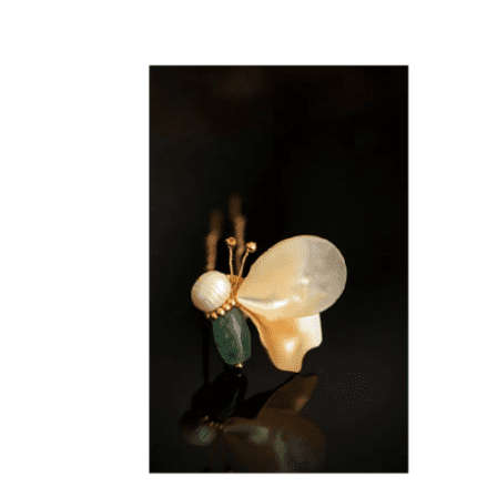 U-Shaped Butterfly Hairpin