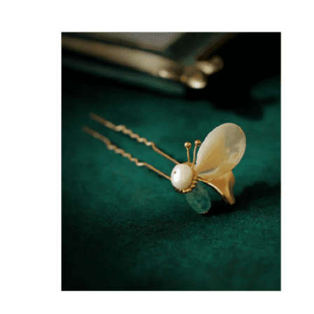 U-Shaped Butterfly Hairpin