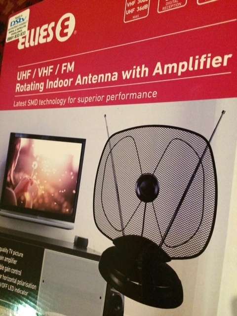 Ellies Rotating Indoor Antenna with Amplifier still in box