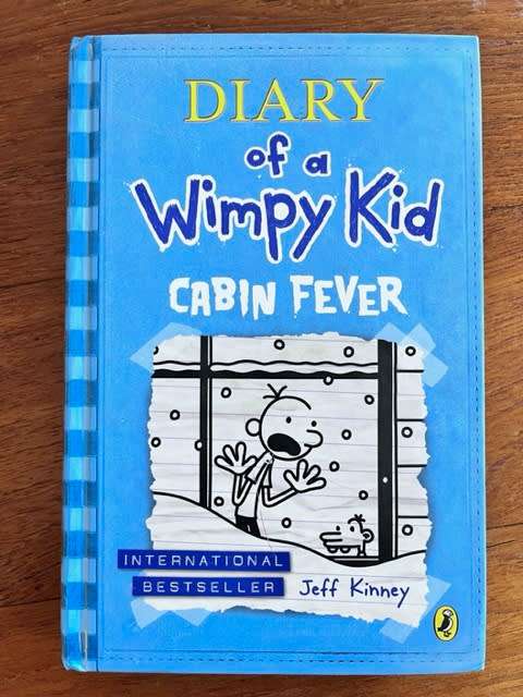 Diary of a Wimpy Kid: Cabin Fever (clean hardcover, 2011)