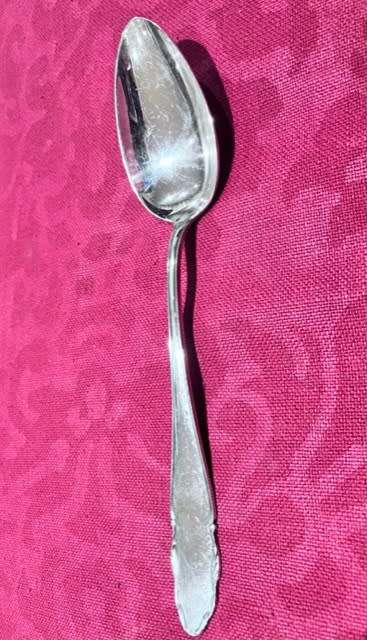 6 beautiful silver-plated serving spoons (WMF90-4 German)- 25cm long each