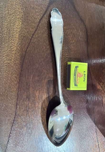 6 beautiful silver-plated serving spoons (WMF90-4 German)- 25cm long each