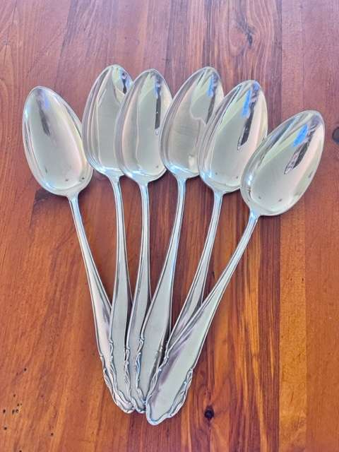 6 beautiful silver-plated serving spoons (WMF90-4 German)- 25cm long each