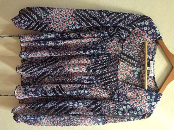 Sheer top blue Size M