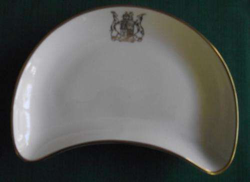 ROYAL DAULTON SOUTH AFRICAN CRESTED SALAD PLATE