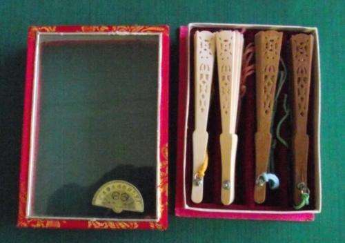 BOX OF MINIATURE FANS