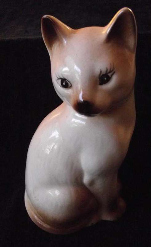 ELWECO PORCELAIN SIAMESE CAT