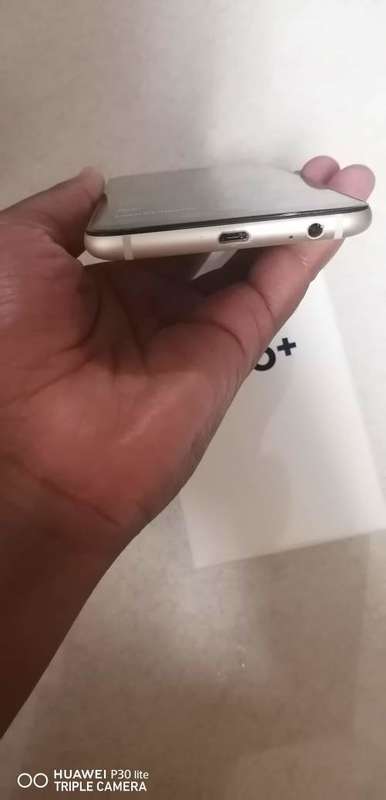 Samsung Galaxy A6+