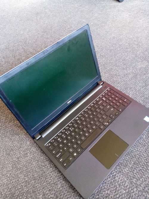 Dell Vostro 3559 15.6` Core i5 6th Gen Notebook