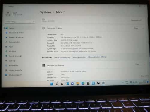 MSI Modern 14  Core i3  11th Generation notebook **BRAND NEW**