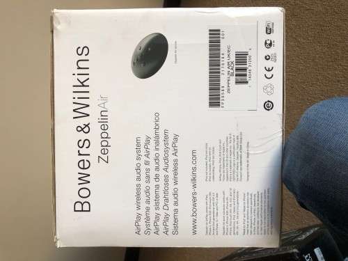 B&W Zeppelin Air