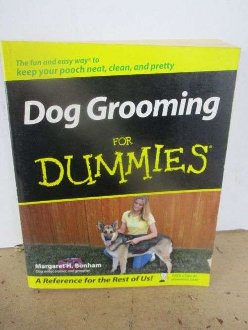 DOG GROOMING FOR DUMMIES---MARGARET H. BONHAM