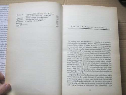 GHOSTS,IN SEARCH OF GHOSTS---IAN WILSON