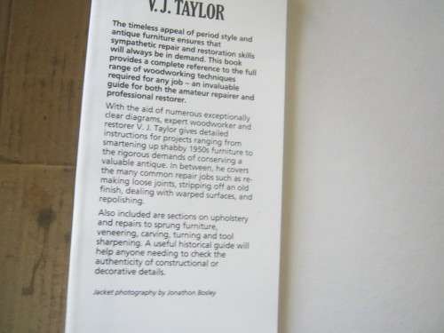 FURNITURE;THE COMPLETE MANUAL;17th-20th CENTURY,REPAIRING AND RESTORING---V.J.TAYLOR