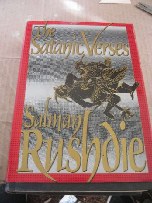 THE SATANIC VERSES---SALMAN RUSHDIE