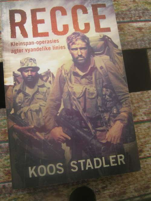 RECCE,KLEINSPAN-OPERASIES AGTER VYANDELIKE LINIES----KOOS STADLER