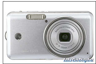 12 MEGA PIXEL DIGITAL CAMERA