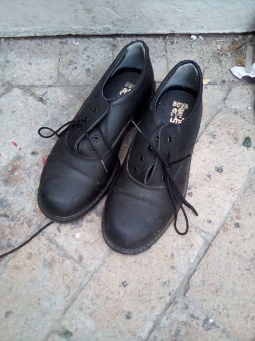 Bova safety shoe