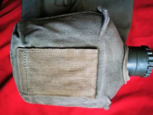 Rhodesian army P62 left kidney pouch plus canteen complete
