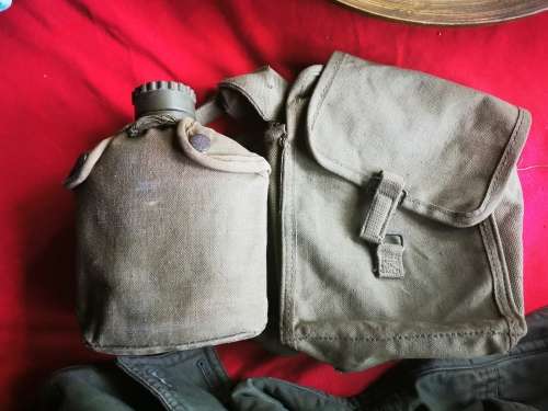 Rhodesian army P62 left kidney pouch plus canteen complete