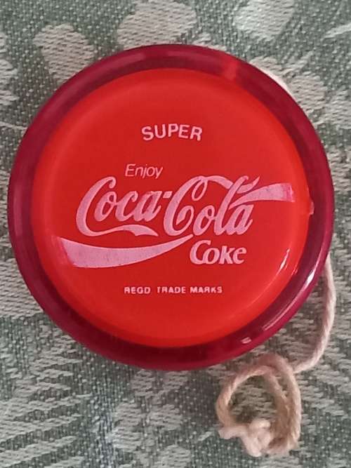 Vintage Super Coca Cola Coke yo yo .