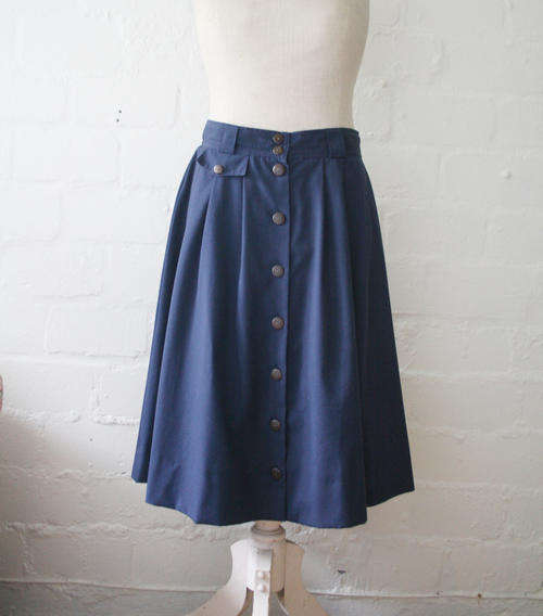 VINTAGE NAVY BLUE HIGH-WAISTED SKIRT WITH PLEATS SIZE 14