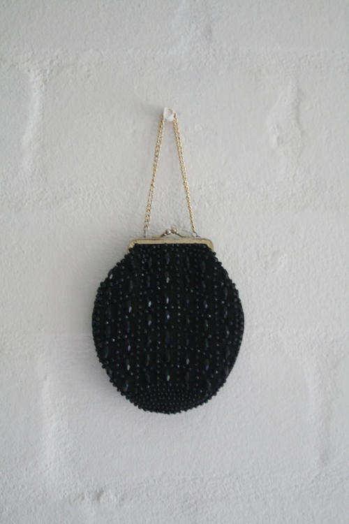 VINTAGE SMALL BLACK BEADED PURSE