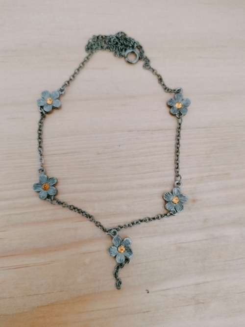 Flower chain