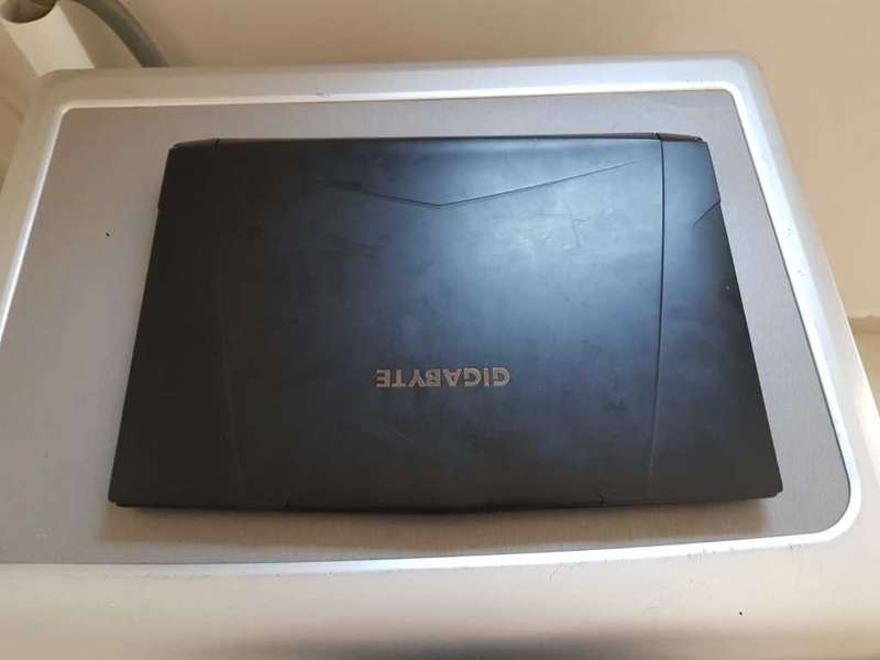 Gigabyte Sabre 15