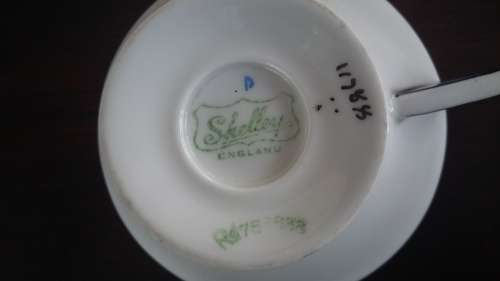 Shelley Art Deco "Vogue" tea set