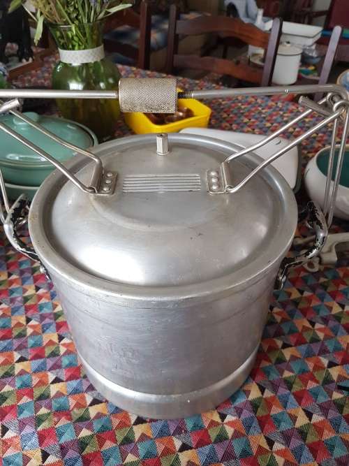 Vintage pressure cooker. Complete wirh attachments