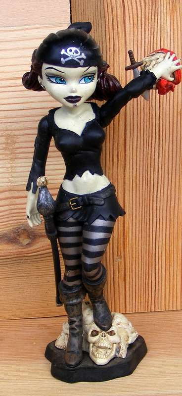 Bleeding Edge "Delilah Blackheart" BeGoth Collectible 7" Doll