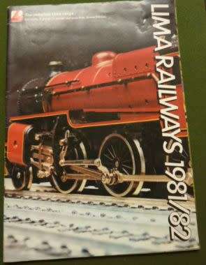 LIMA SOUTH AFRICAN TRAIN SETS 1982 Catalogue (original) (TWO CATALOGUES)