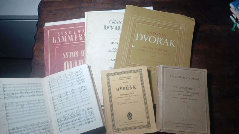 Lot : Dvořák music scores
