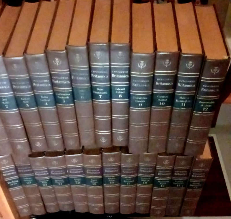 Encyclopædia Britannica -  24 volumes (complete)