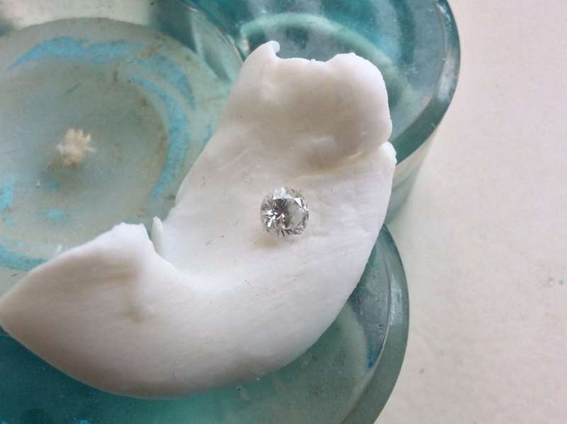 GIA Standard Testing Equipment Examined: 0.335ct Loose Natural Brilliant Round Diamond