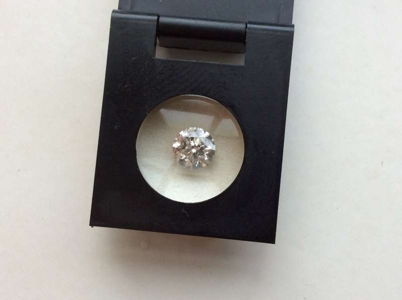 Certified 100%Natural Nice Sparkle Fire Lustre 0.40ct Round DIAMOND