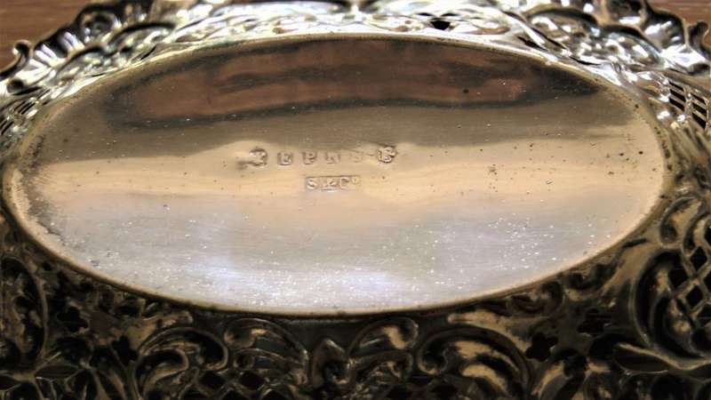 5 Victorian Nickel Silver Nut, Bon Bon Dishes, EPNS S&Co Arthur Elwell Spurrier & Co England, EUC