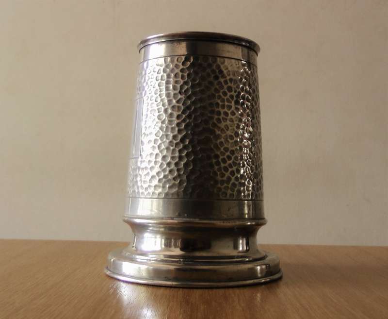 ER Marked English 1 Pint Hammered Pewter Tankard, Glass Bottom Base, Scroll Handle, Engraveable, EUC
