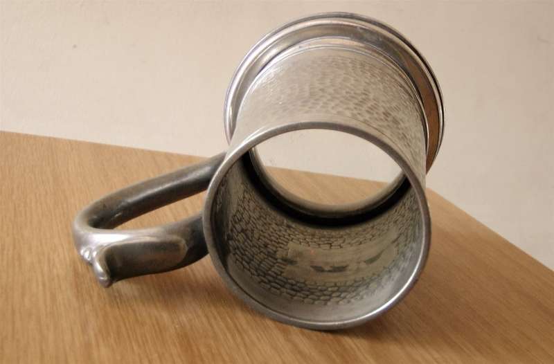 ER Marked English 1 Pint Hammered Pewter Tankard, Glass Bottom Base, Scroll Handle, Engraveable, EUC